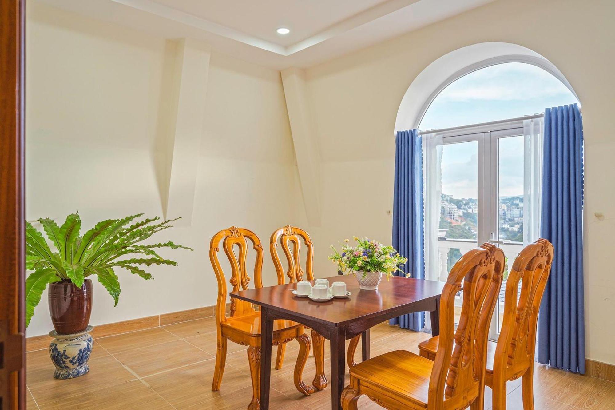 Khách Sạn Diệu Thông Dalat Exterior foto
