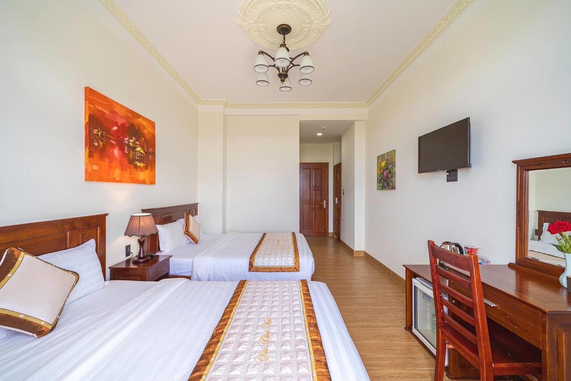 Khách Sạn Diệu Thông Dalat Exterior foto