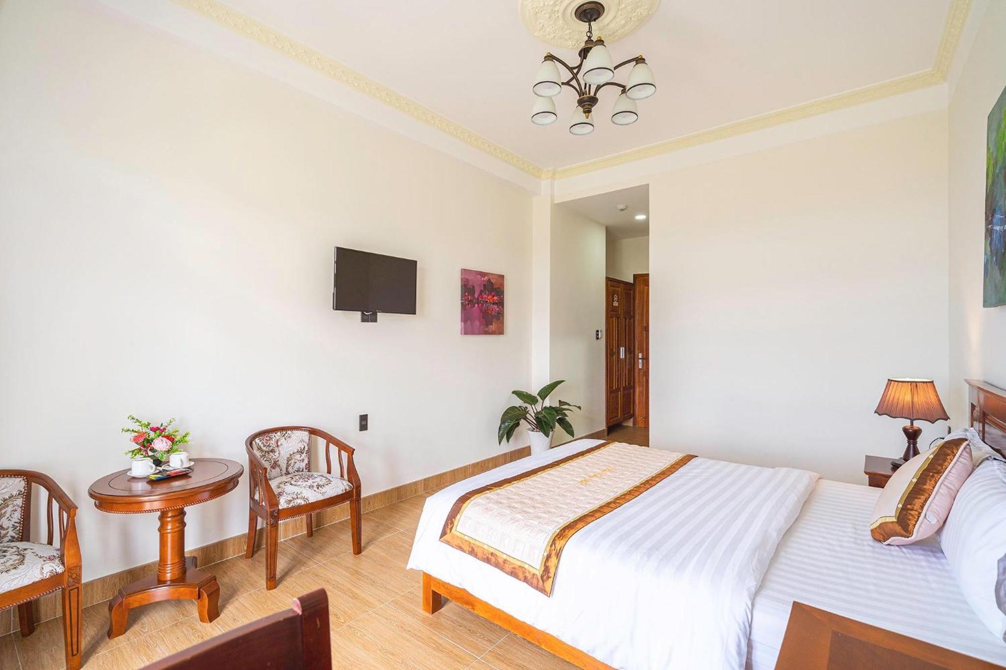 Khách Sạn Diệu Thông Dalat Exterior foto