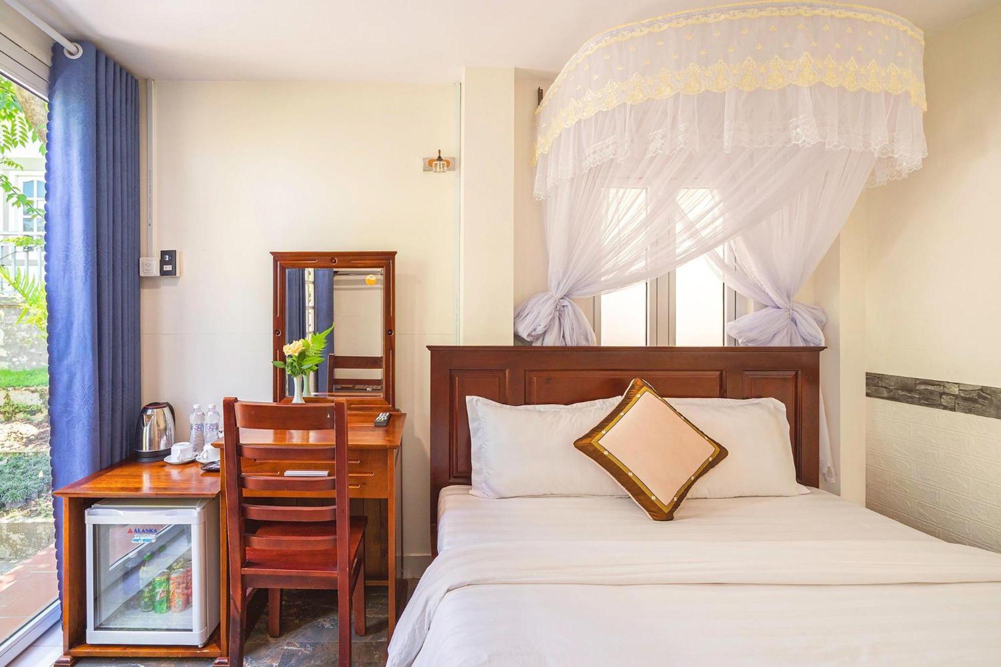 Khách Sạn Diệu Thông Dalat Exterior foto
